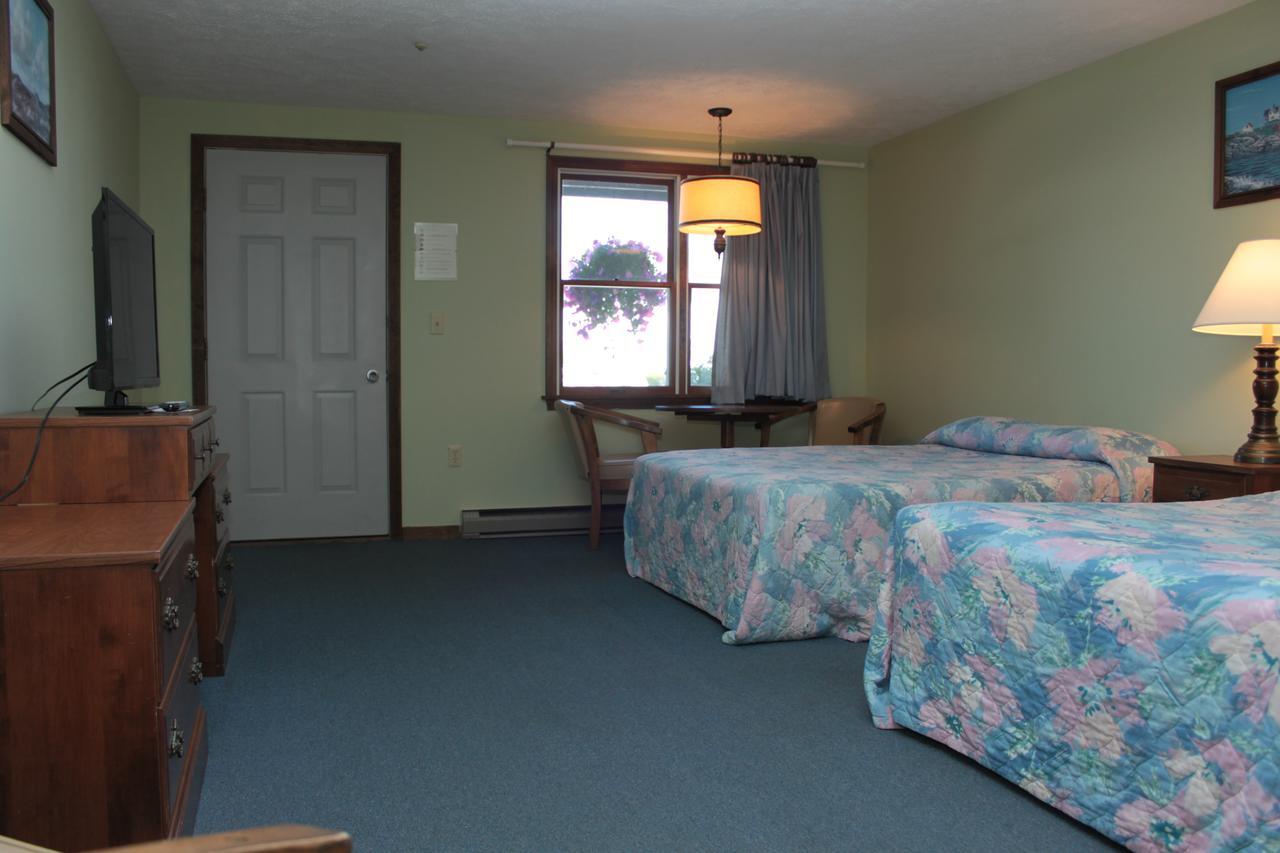 Inn Between The Beaches & Villager 요크 외부 사진