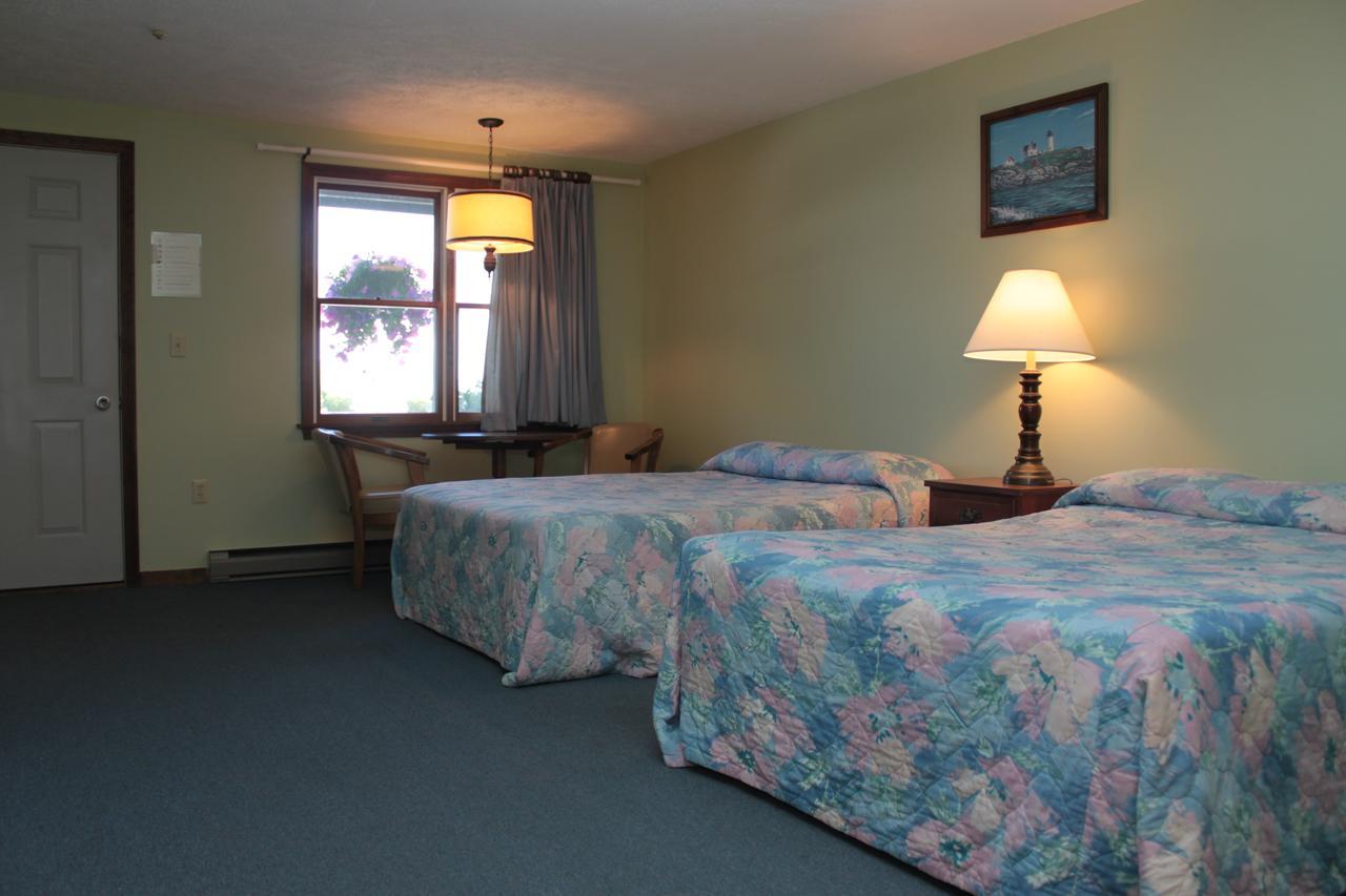 Inn Between The Beaches & Villager 요크 외부 사진